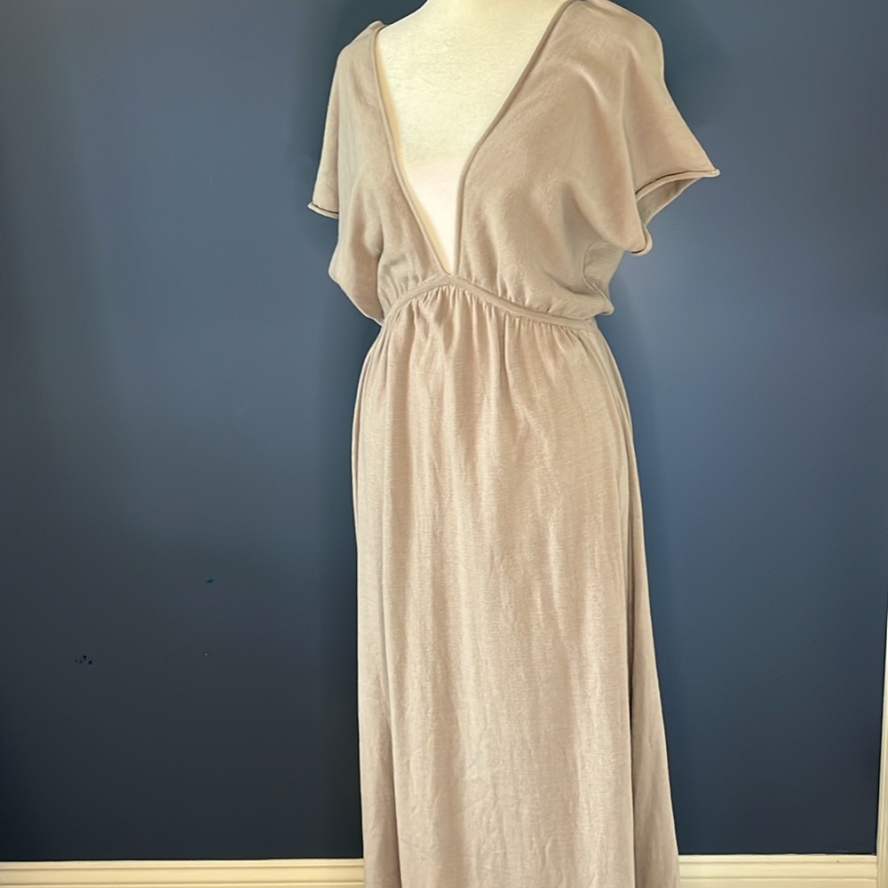 Mk2k, petite/small, long, knit taupe dress, deep V front & back, elastic waist